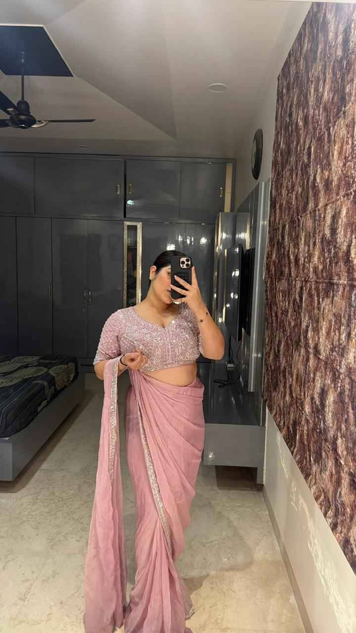 A472 By Amoha Trendz Indian Traditional Wear Collection Beautiful Stylish Fancy Colorful Party Wear & Occasional Wear Fancy Sarees At Wholesale Price